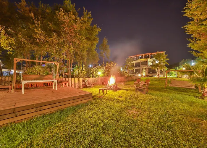 Pieria Luxury 16 Hotel