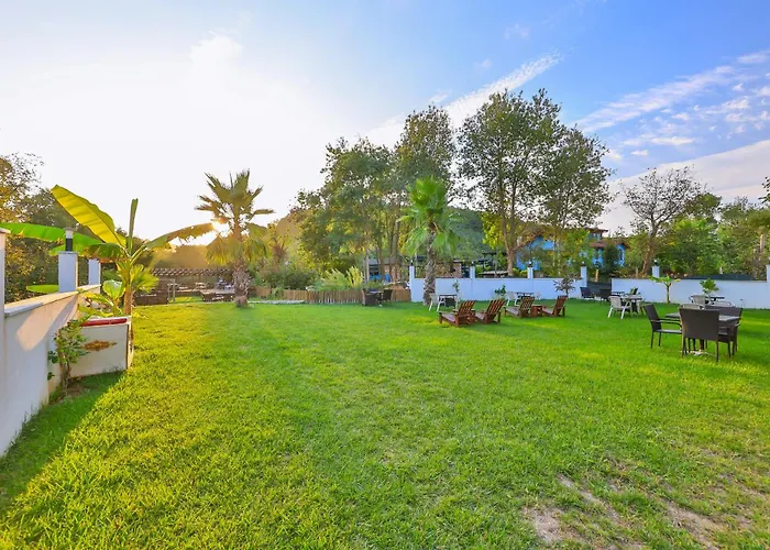 Pieria Luxury 16 Hotel