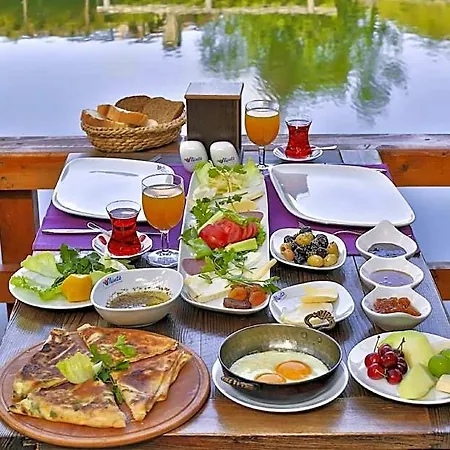 Pieria Luxury 16 Otel